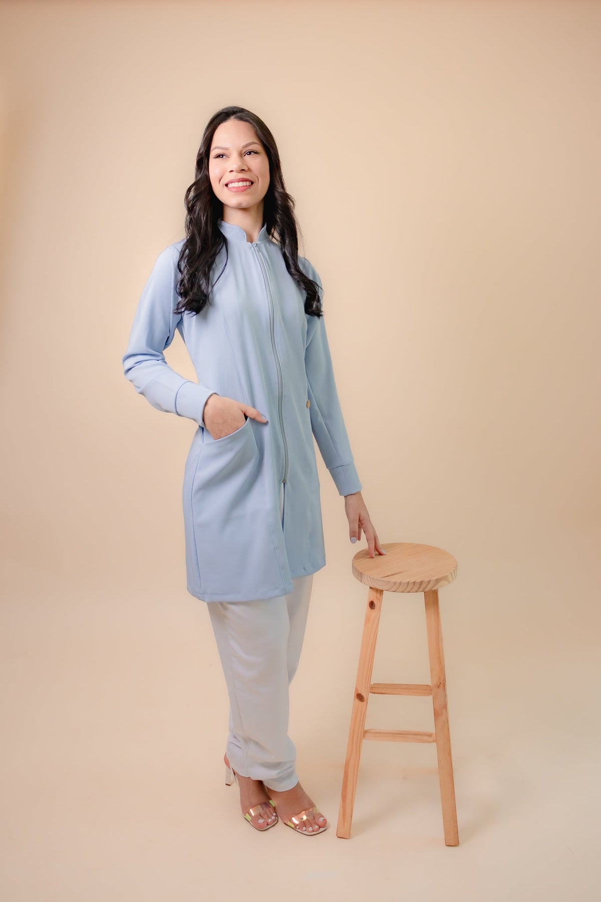 Jaleco Feminino Classic Zíper Dourado Manga Longa Azul Bebê